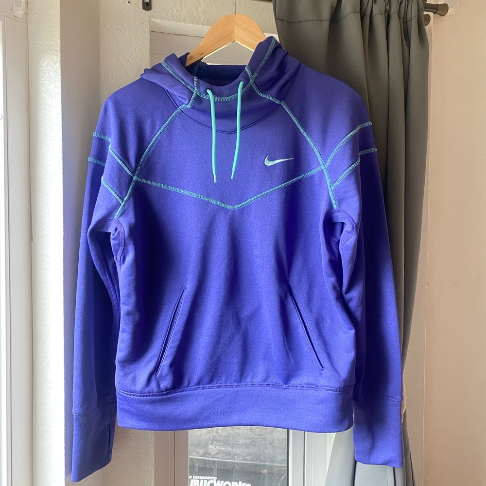 NIKE Pullover Hooded Sweatshirt Medium